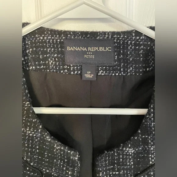 Banana Republic Factory, Skirt Suit Set, 00P/0P - Picture 4 of 6